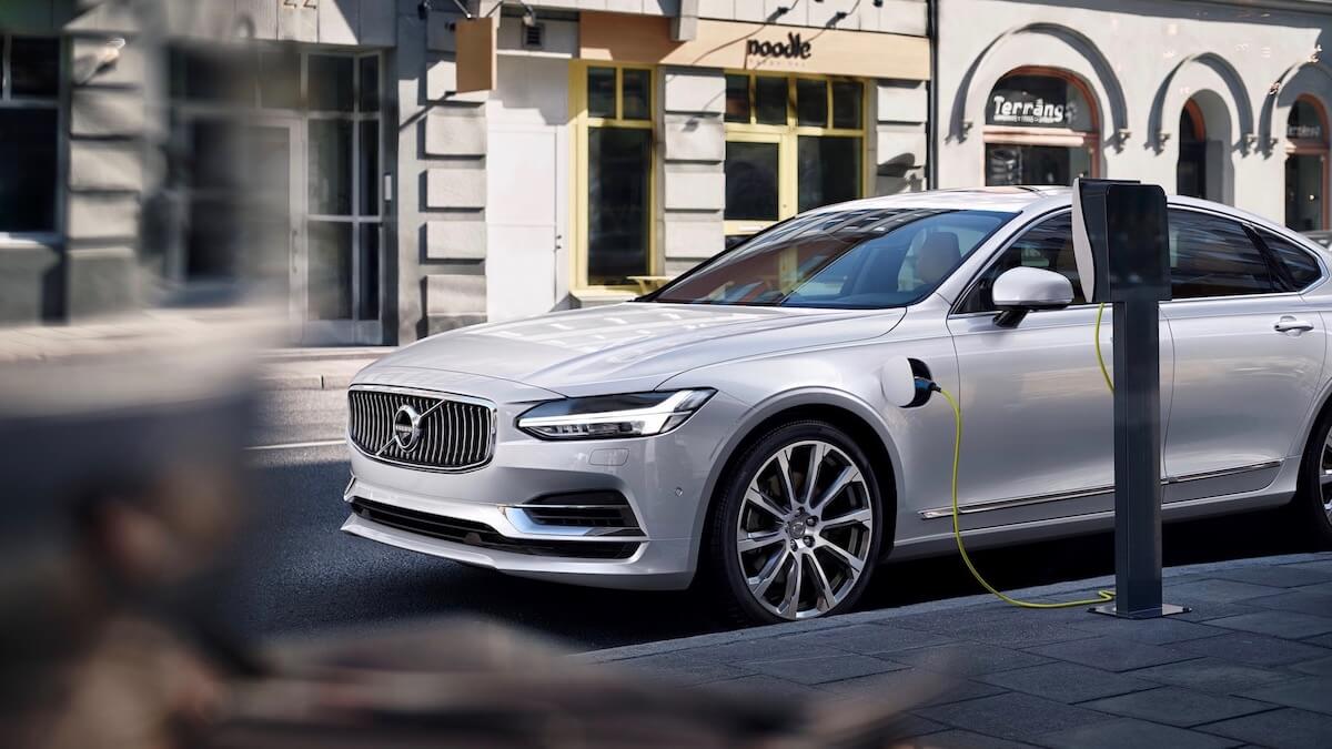 Hybride Volvo S90 T8 foto