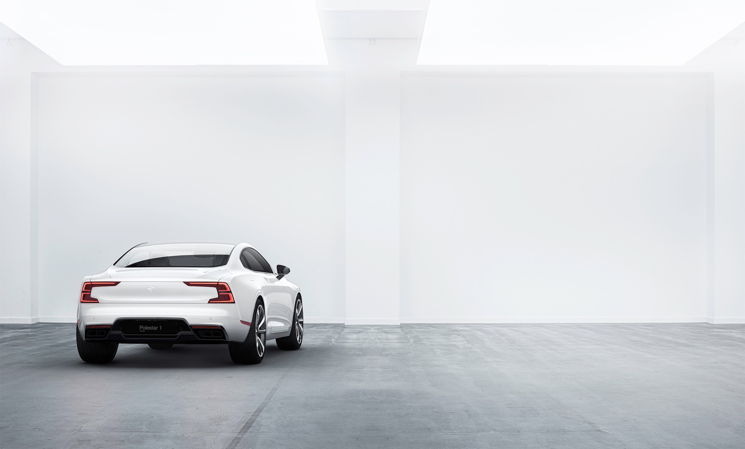 Polestar 1 white exterior, 7/8 rear