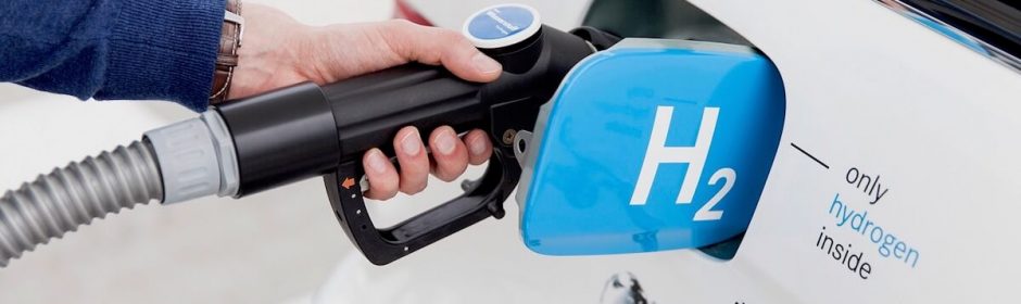 refueling hydrogen car