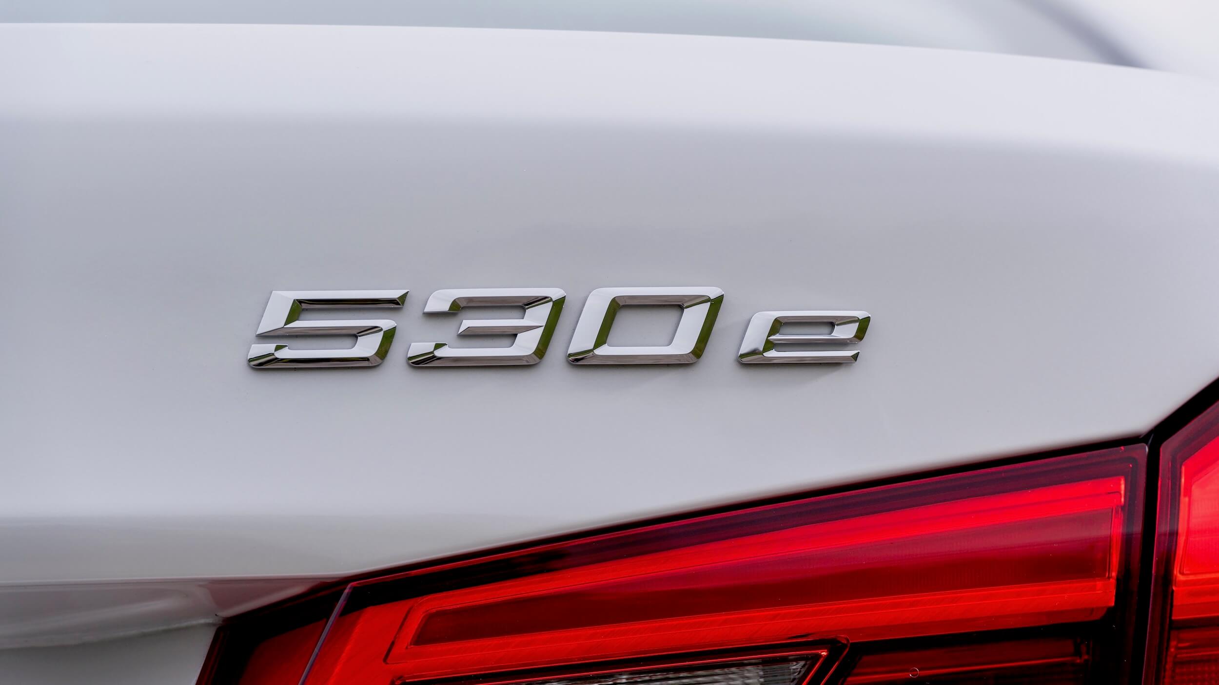 BMW 530e badge