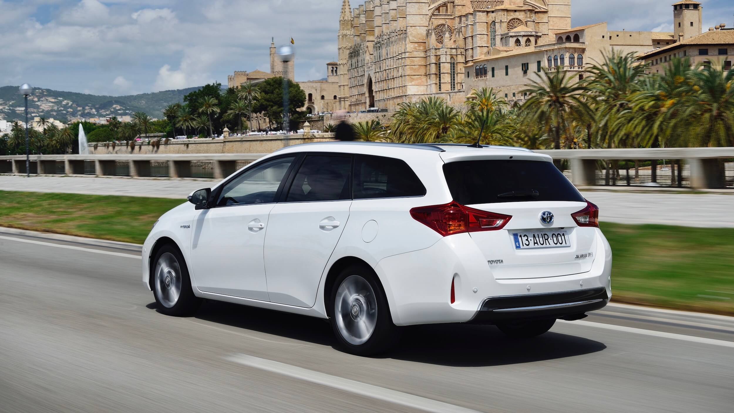 Toyota Auris Hybrid Touring