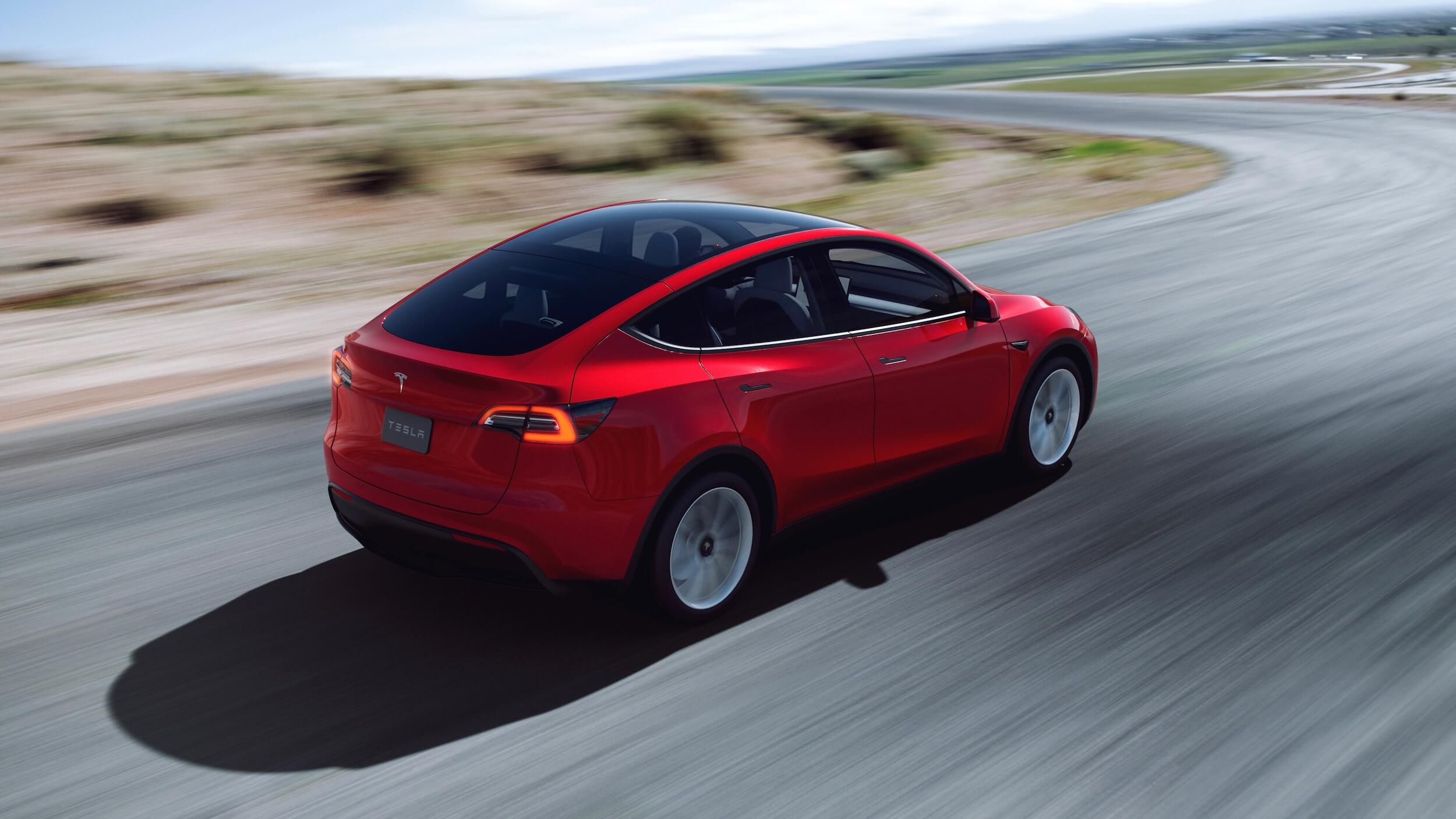 2021 Tesla Model Y rood