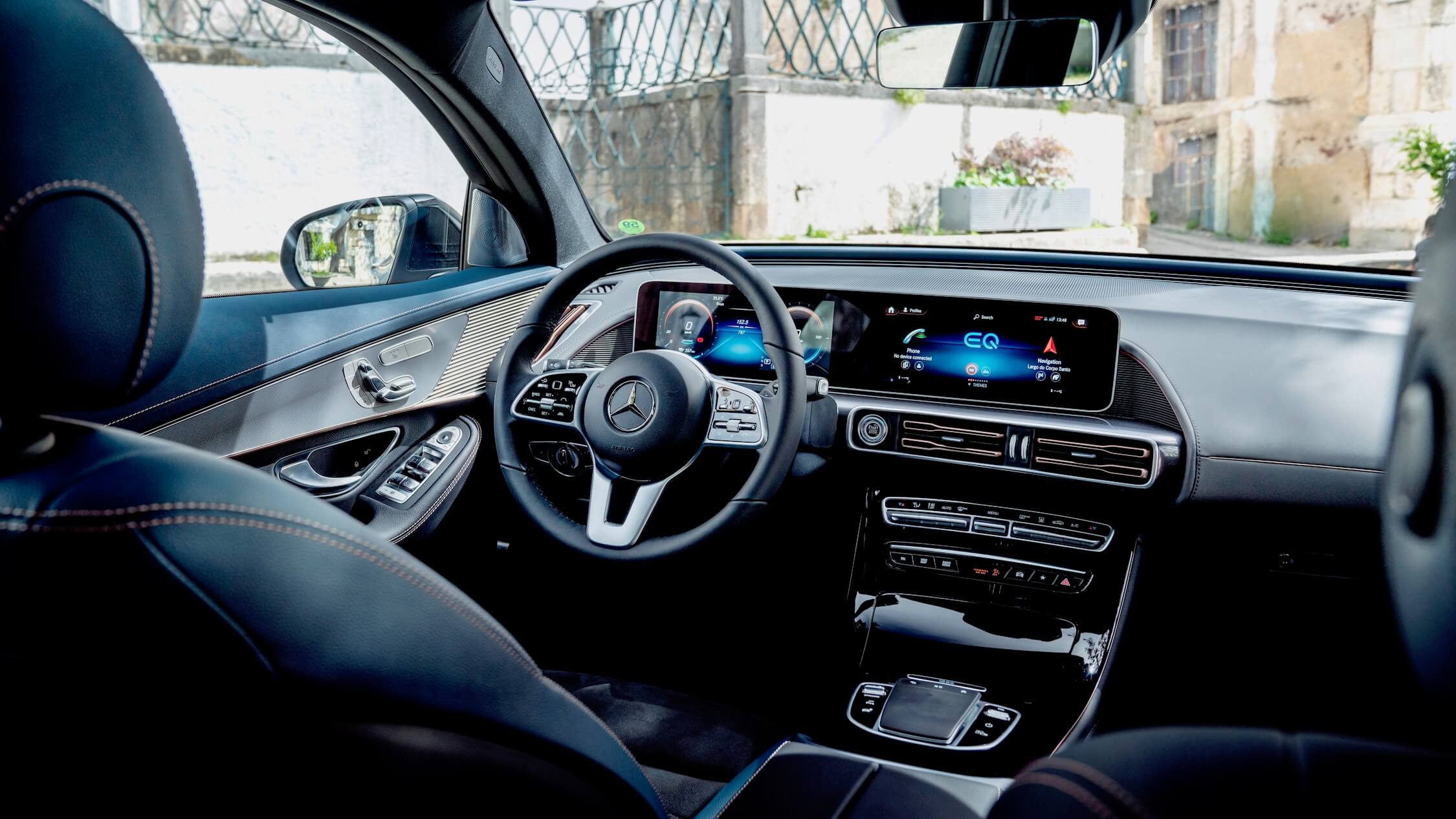 Mercedes EQC scherm