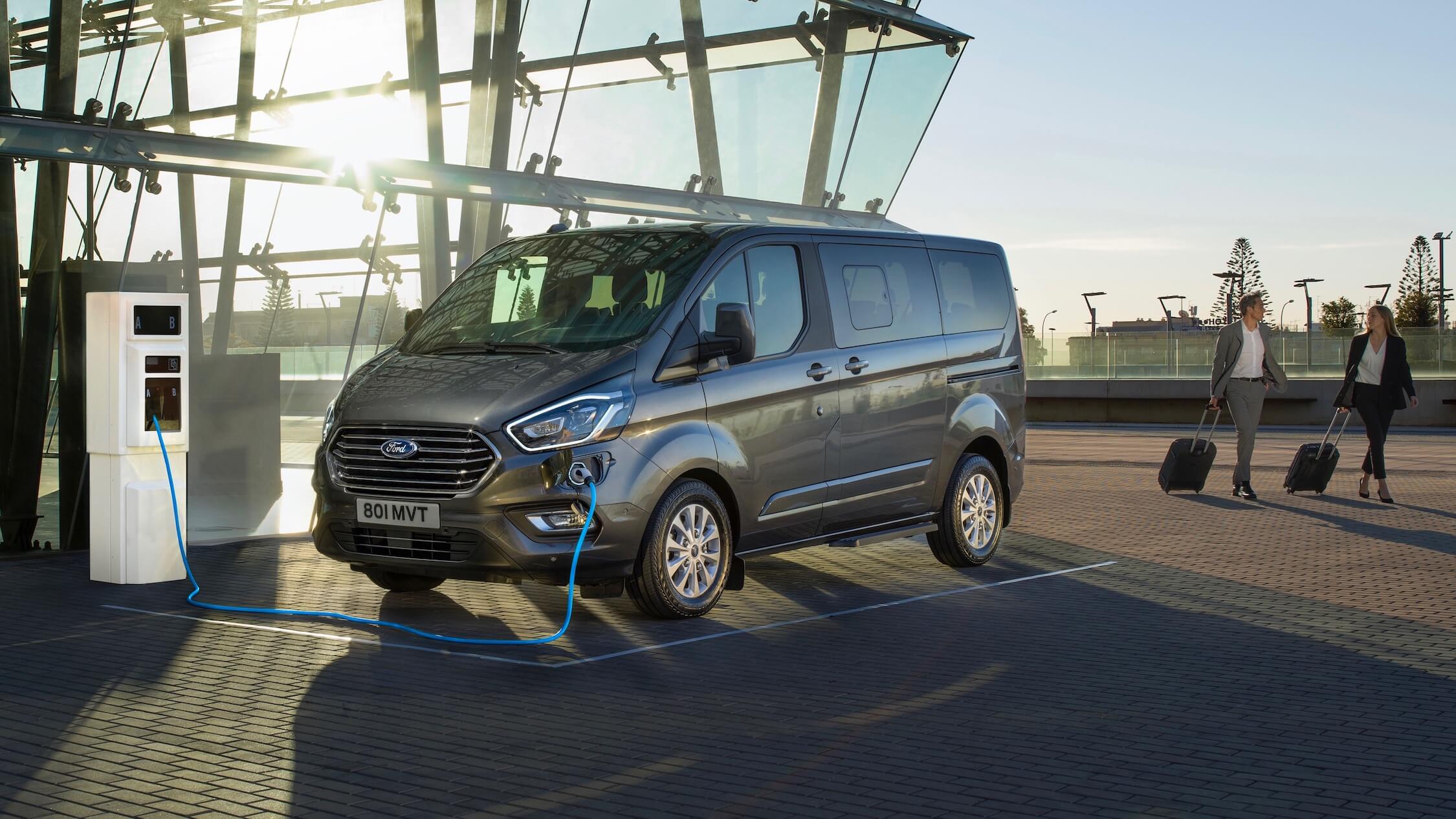 Hybride Ford bestelwagen Tourneo Custom PHEV