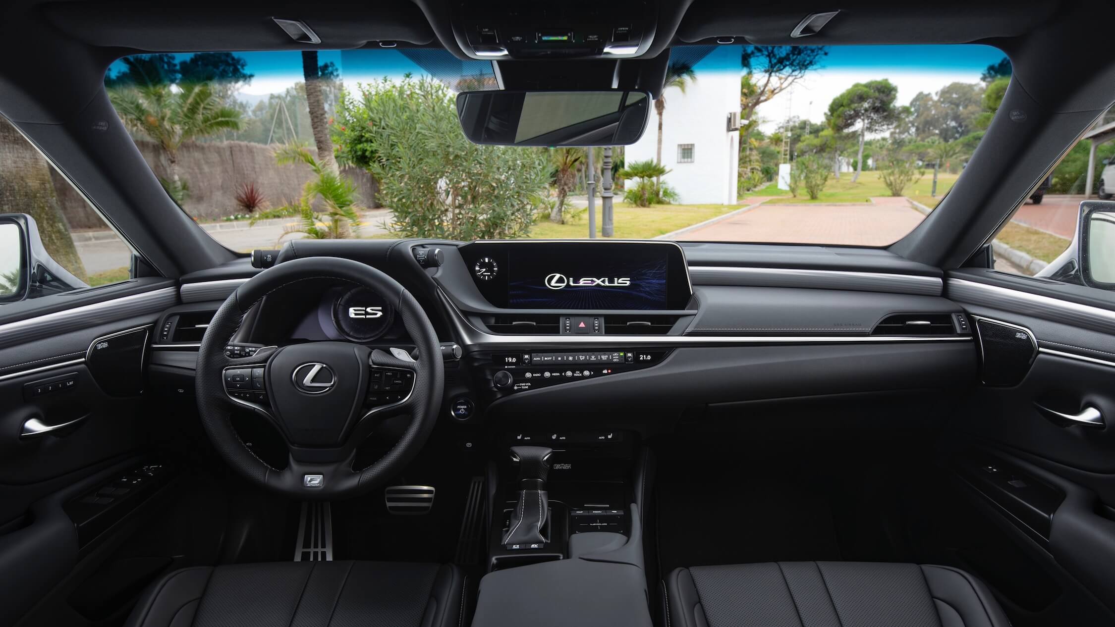 Lexus ES 300h interieur dashboard