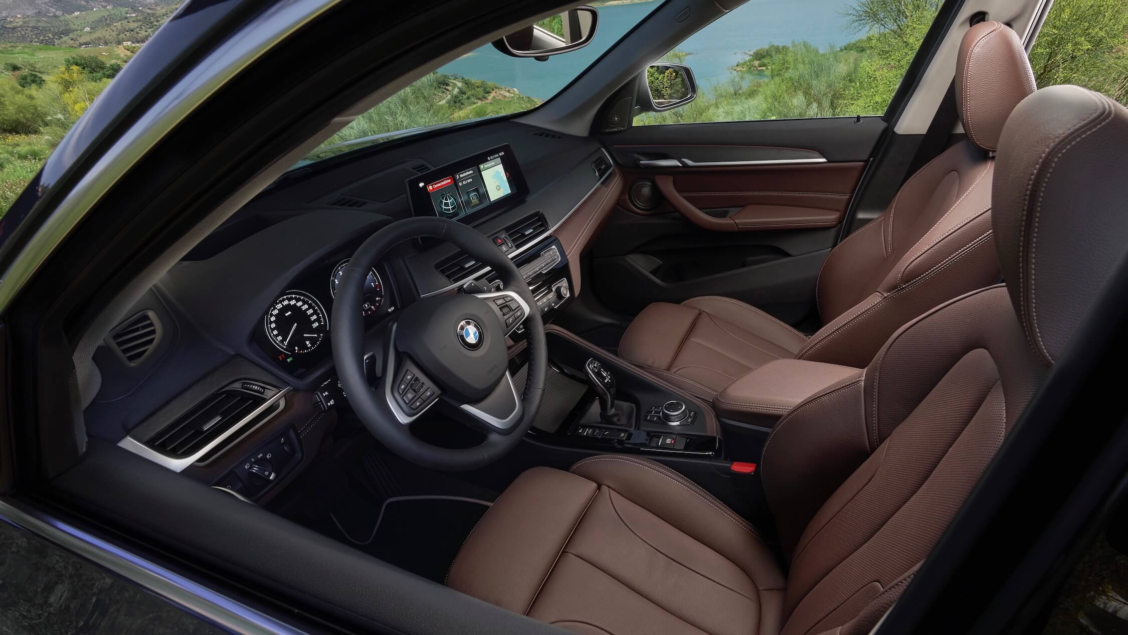 BMW X1 hybride zetels en interieur