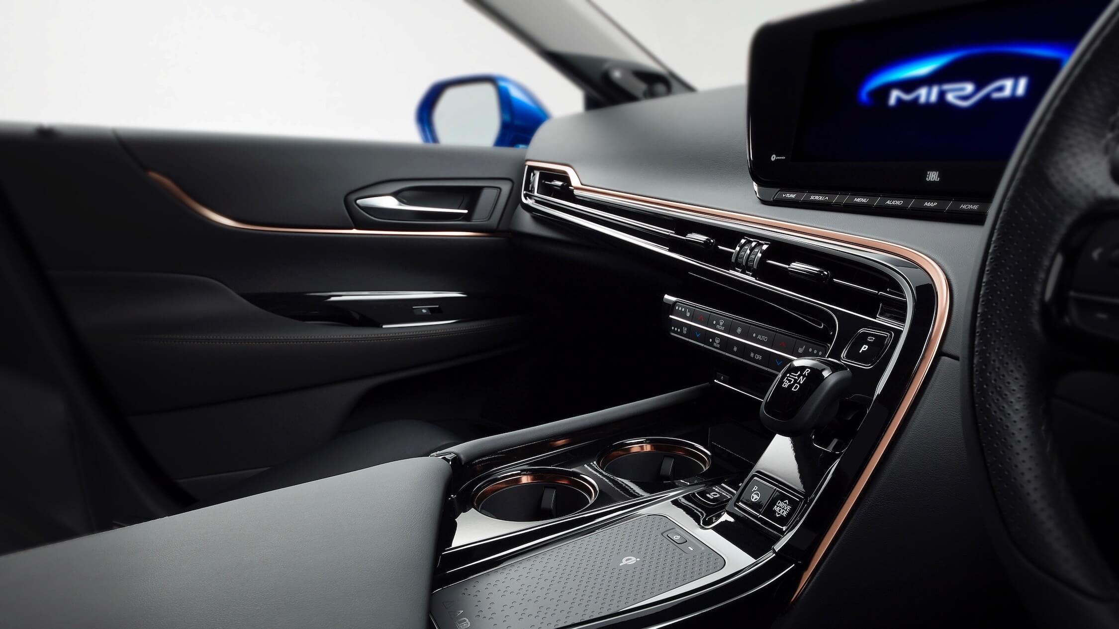 Toyota Mirai 2 interieur