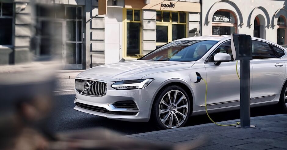 Volvo S90 plug-in hybride opladen