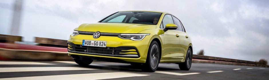 VW Golf 8 geel