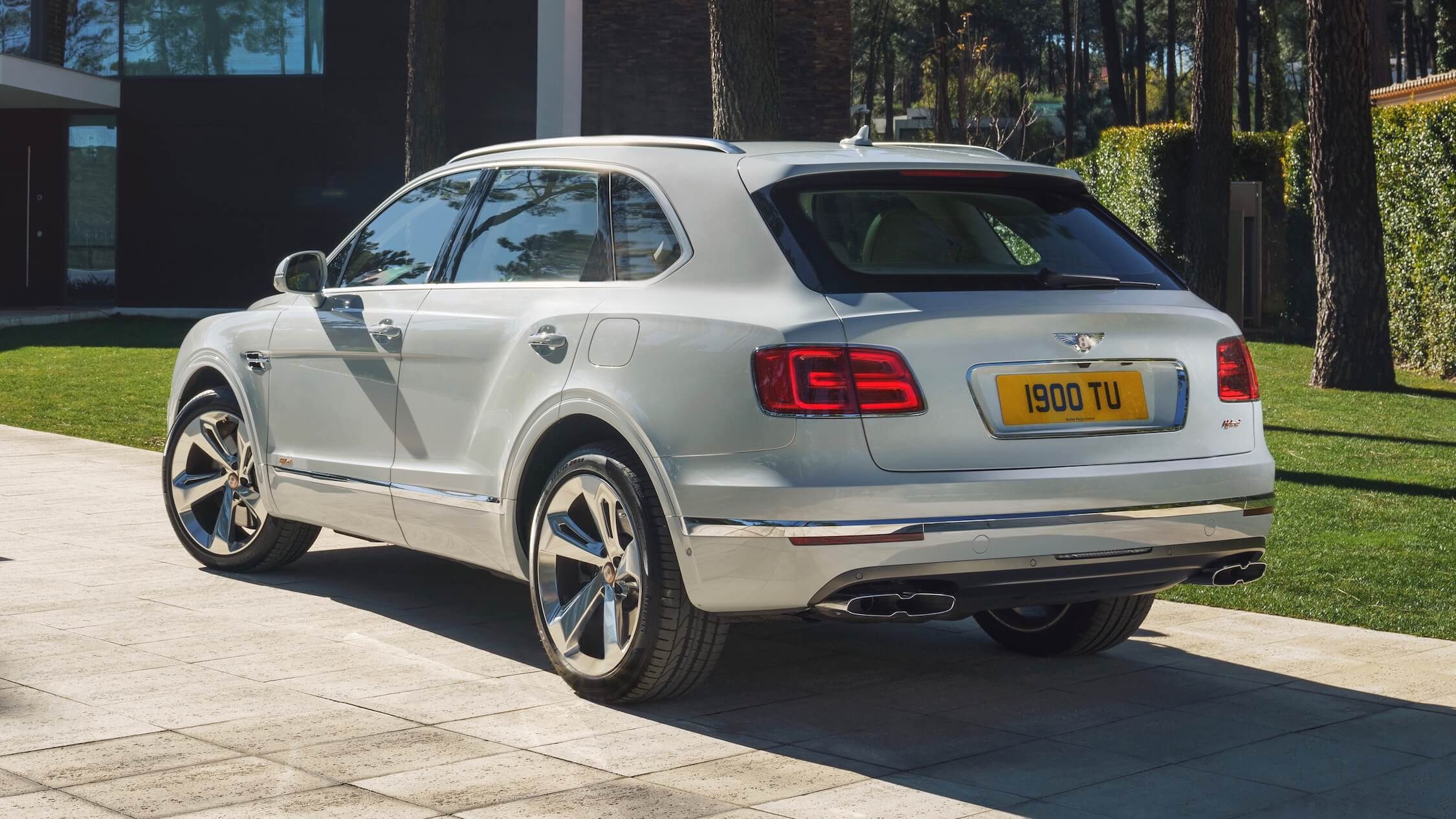 Bentley Bentayga uitlaten