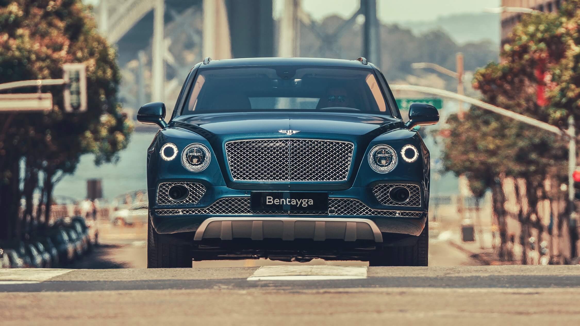 Bentley Bentayga voorkant