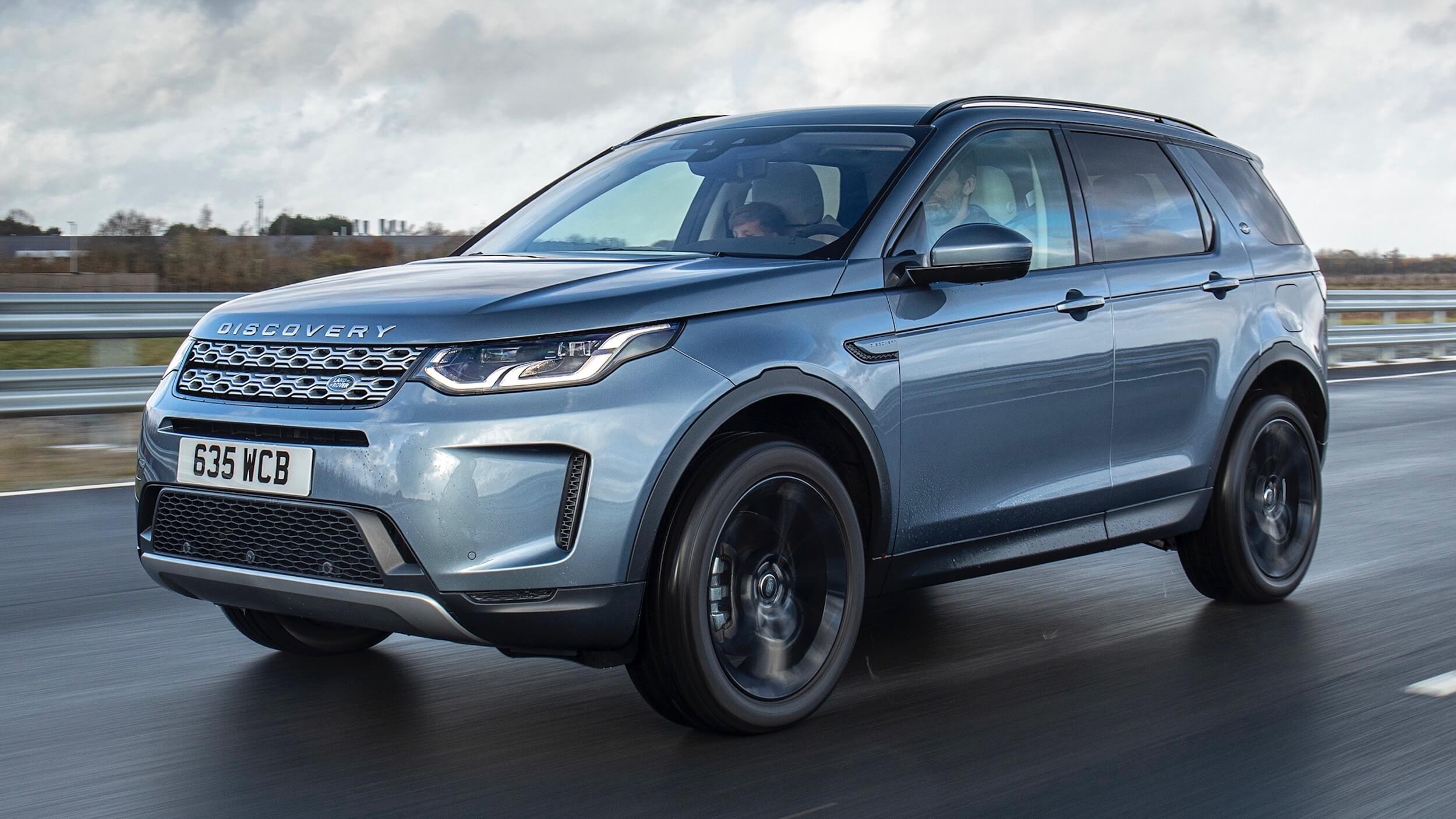 Land Rover Discovery Sport P300e