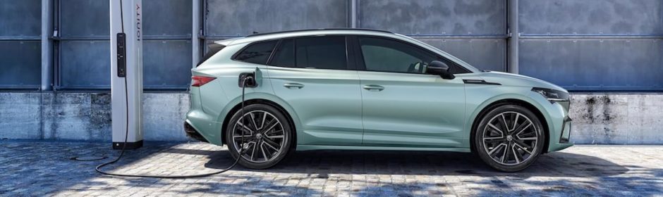 Skoda Enyaq iV aan Ionity laden