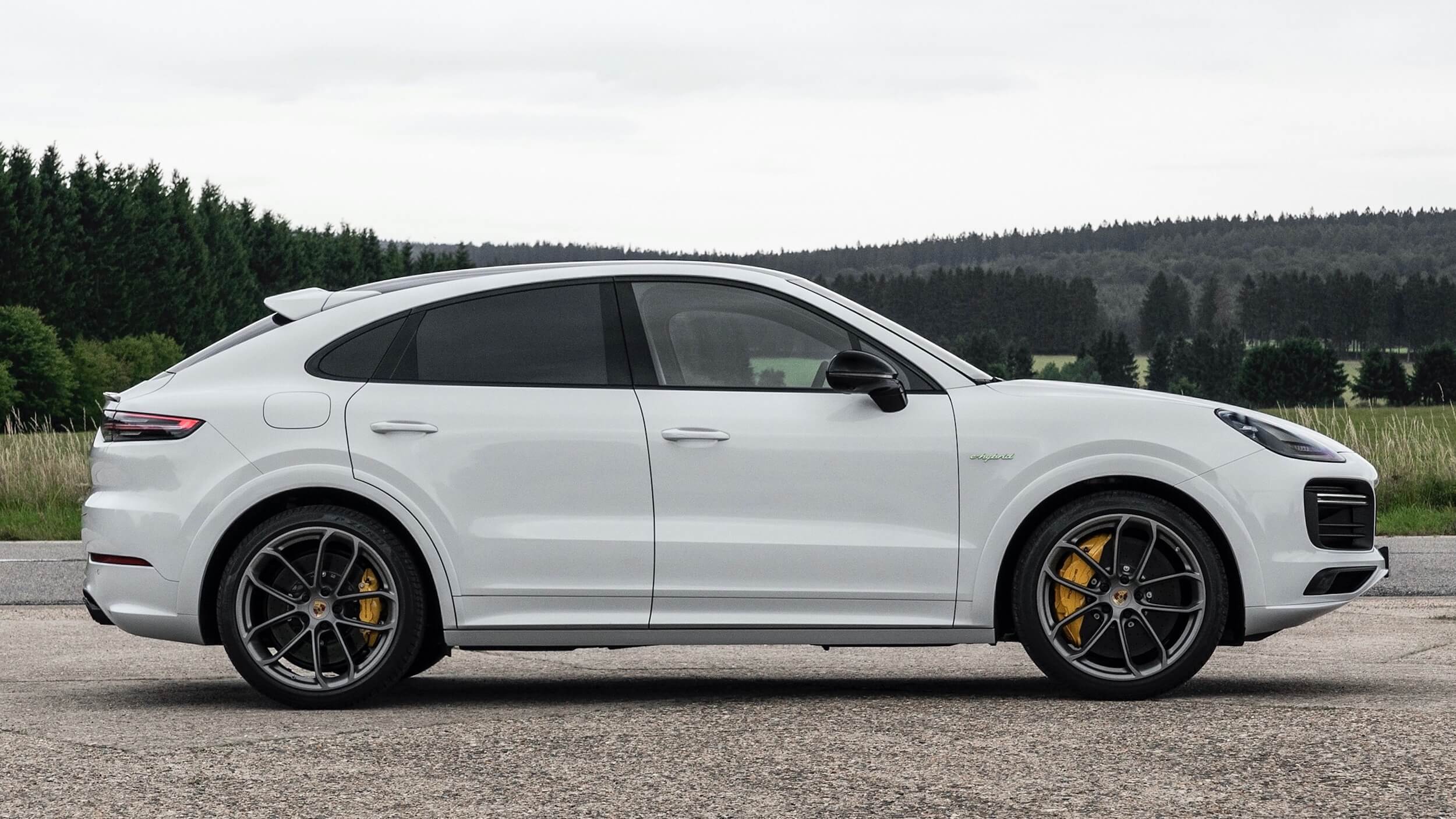 Porsche Cayenne Coupe profiel