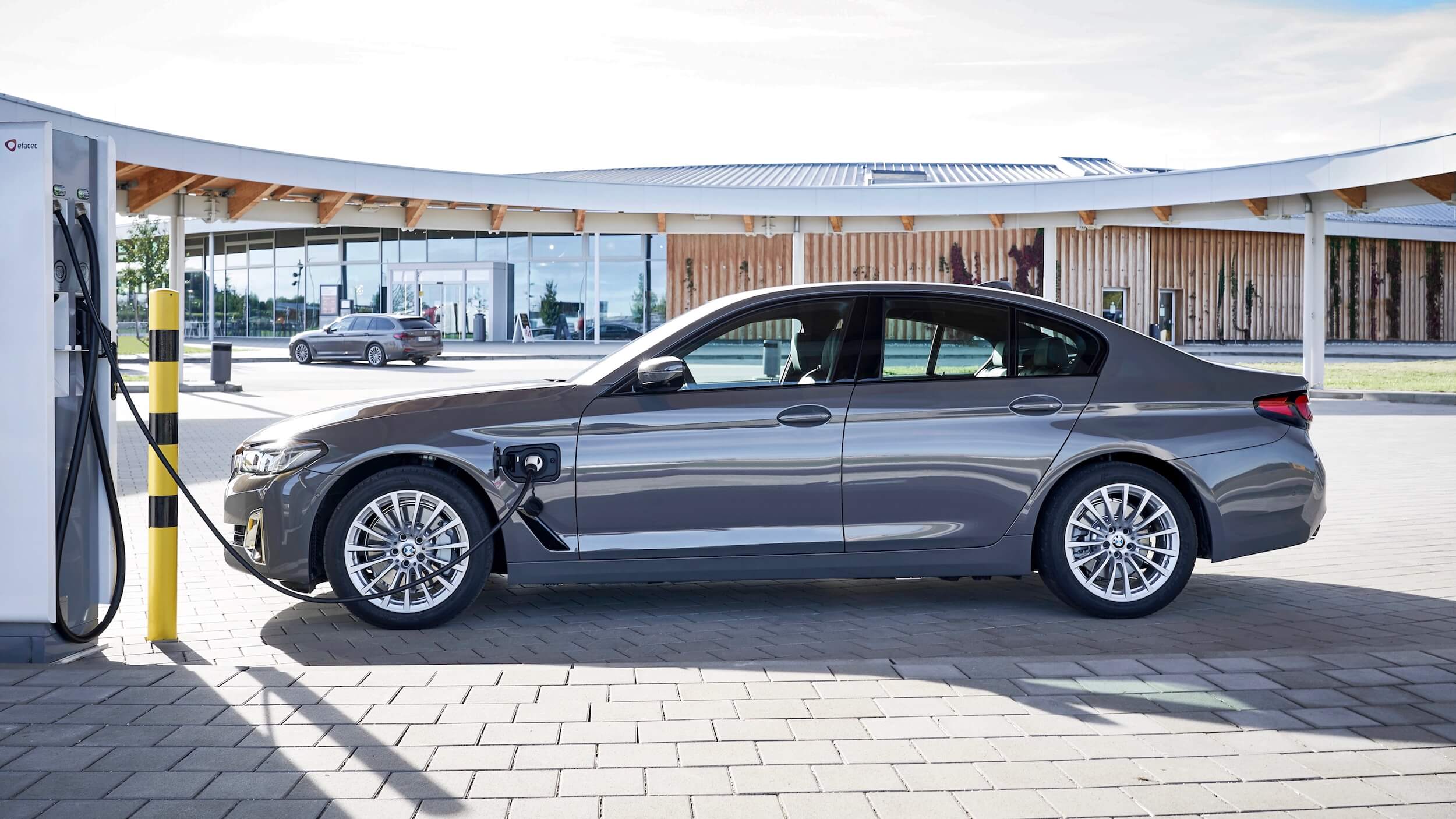 Plug in Hybride BMW 520e Berline opladen
