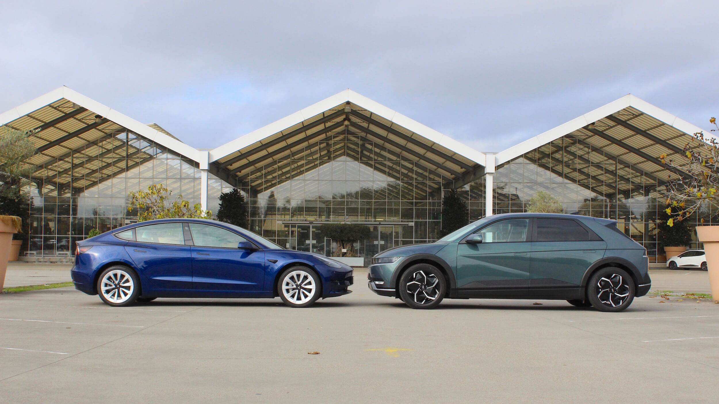 Tesla Model S vs Ioniq 5