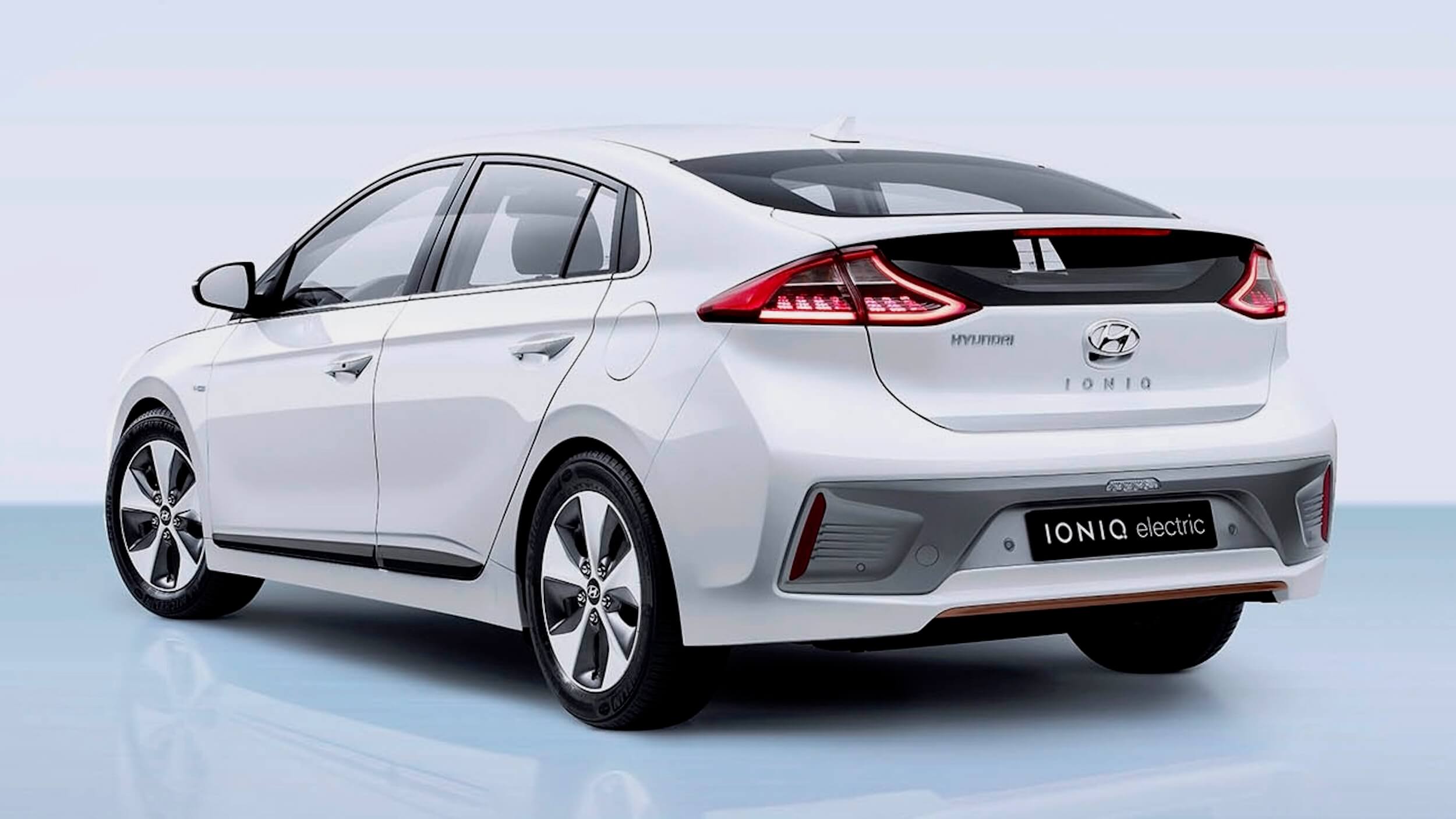 Hyundai Ioniq 2016 28 kWh