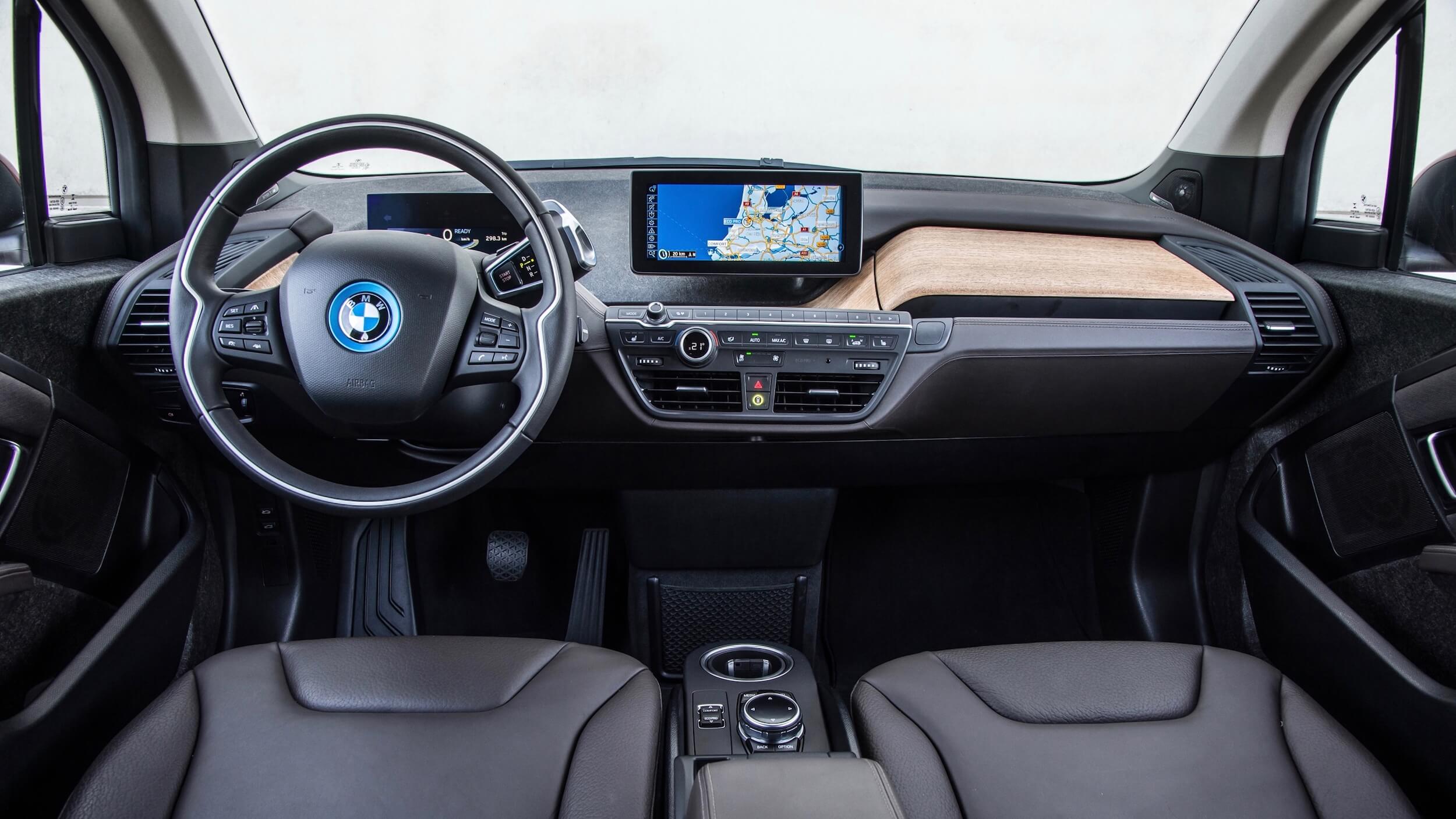 oude BMW i3 interieur