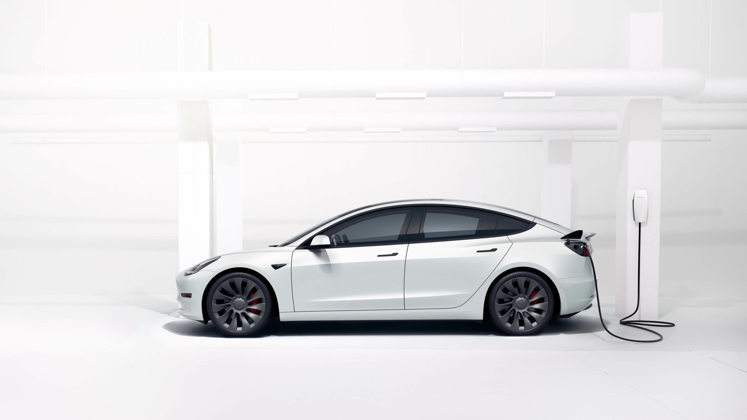 2021 Tesla Model 3 profiel