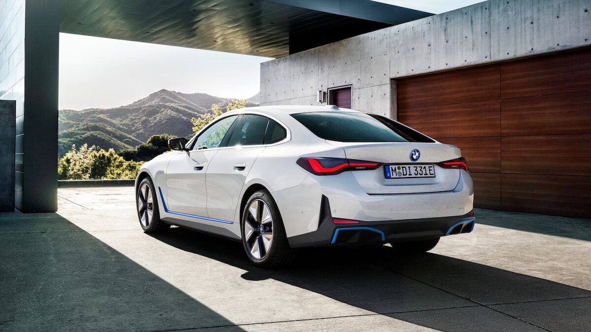 BMW i4