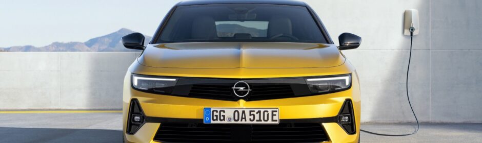 Opel Astra PHEV 7