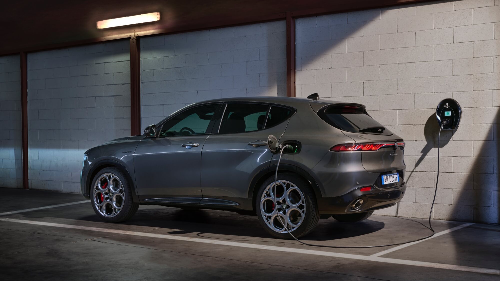 alfa romeo tonale phev 11