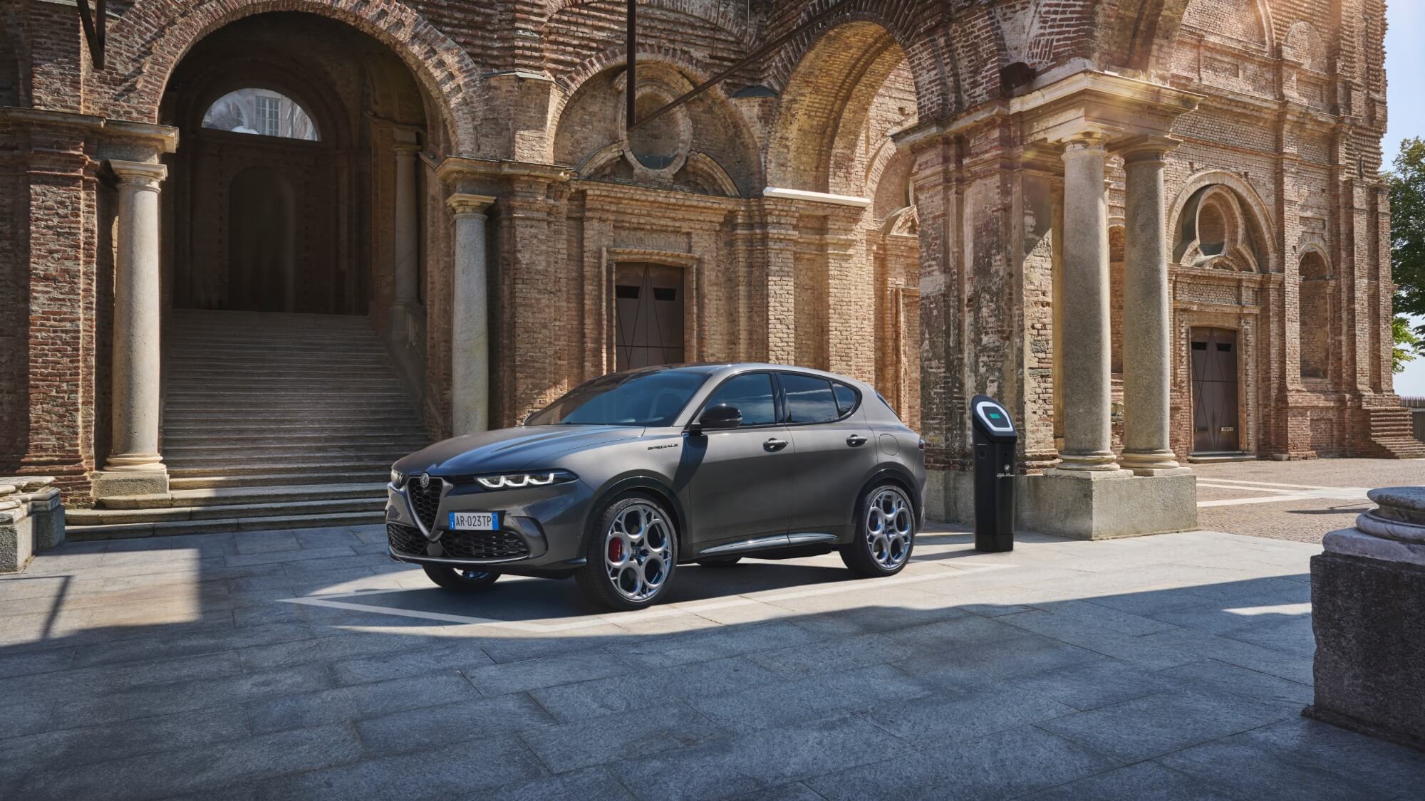 alfa romeo tonale phev 14