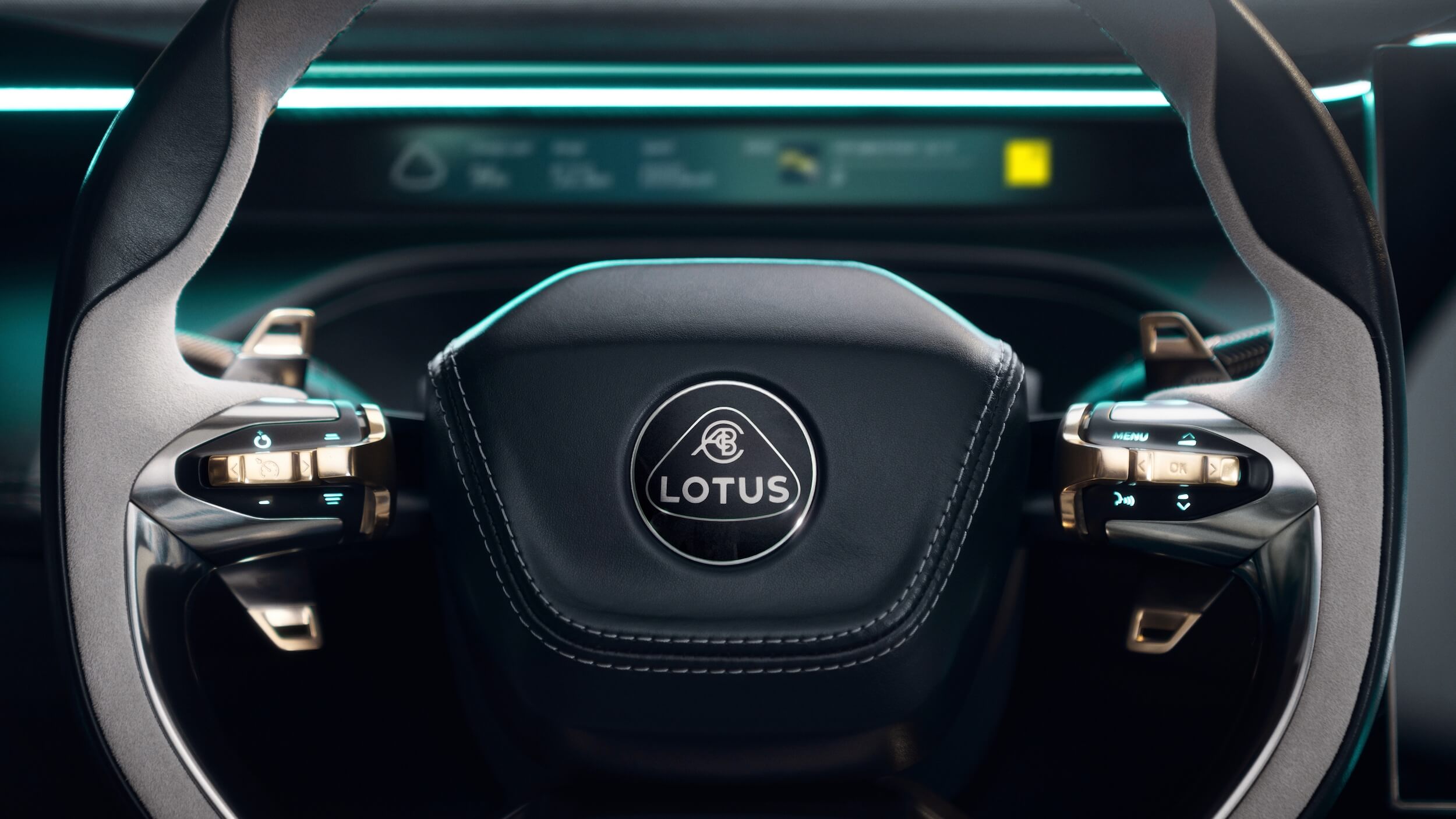 Lotus Eletre 14