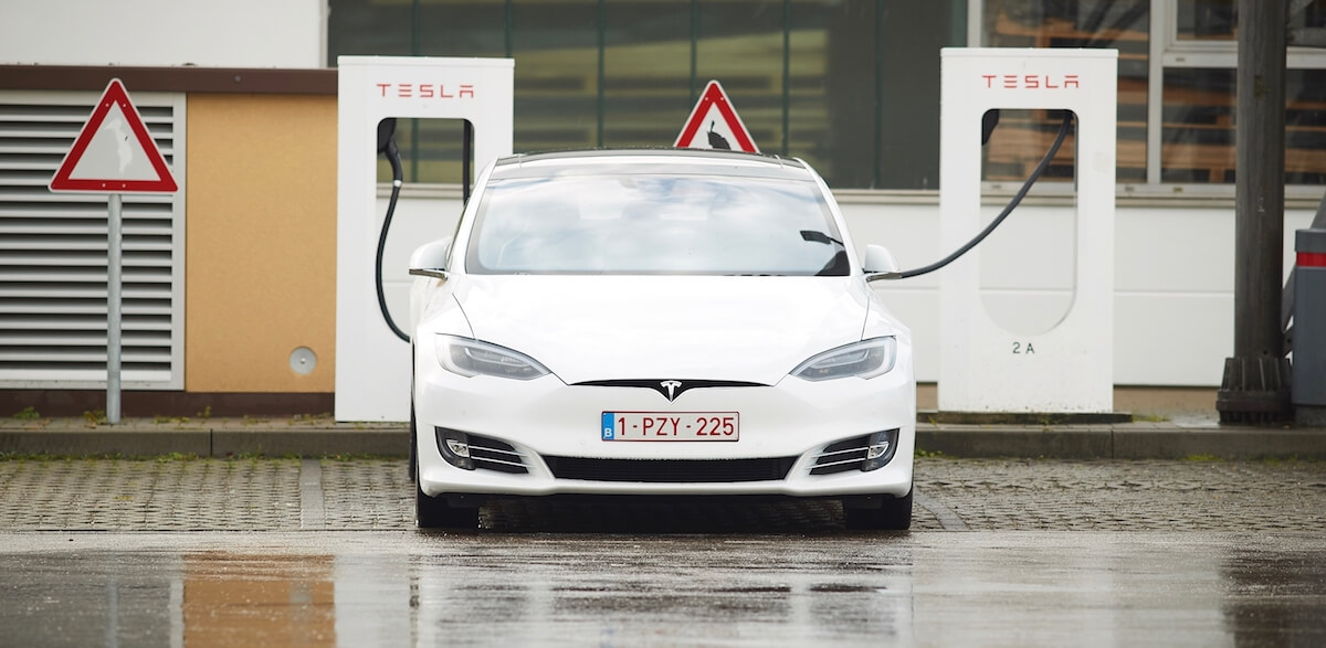 Tesla kompressorer nå tilgjengelig for alle elbiler