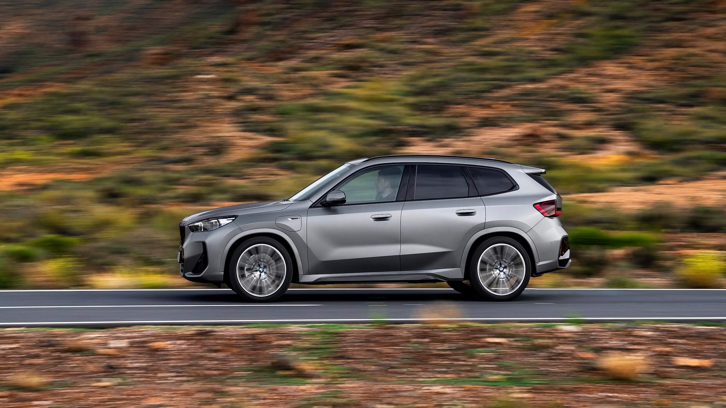 BMW X1 PHEV 4