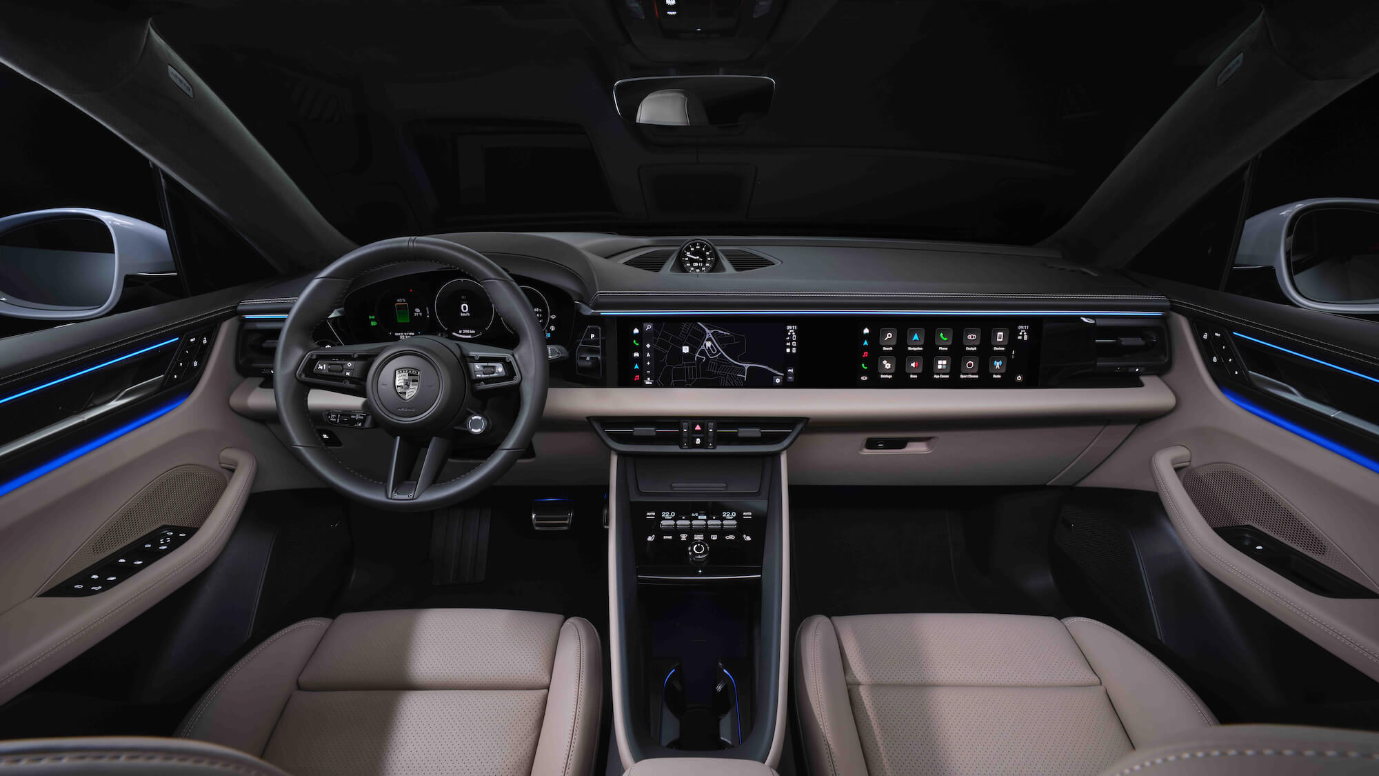 Elektrische Porsche Macan interieur stoelen dashboard