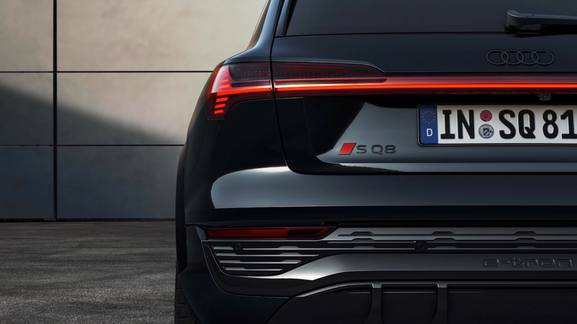 audi sq8 e tron 9