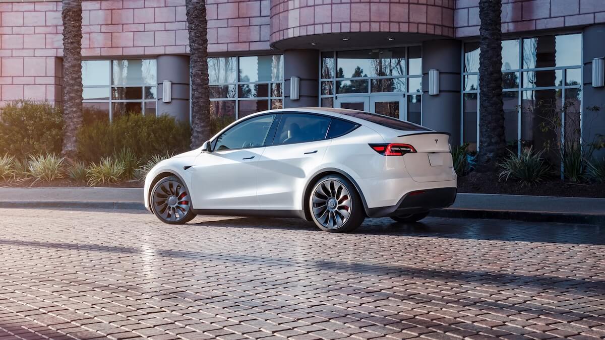 Tesla Model Y facelift 2024