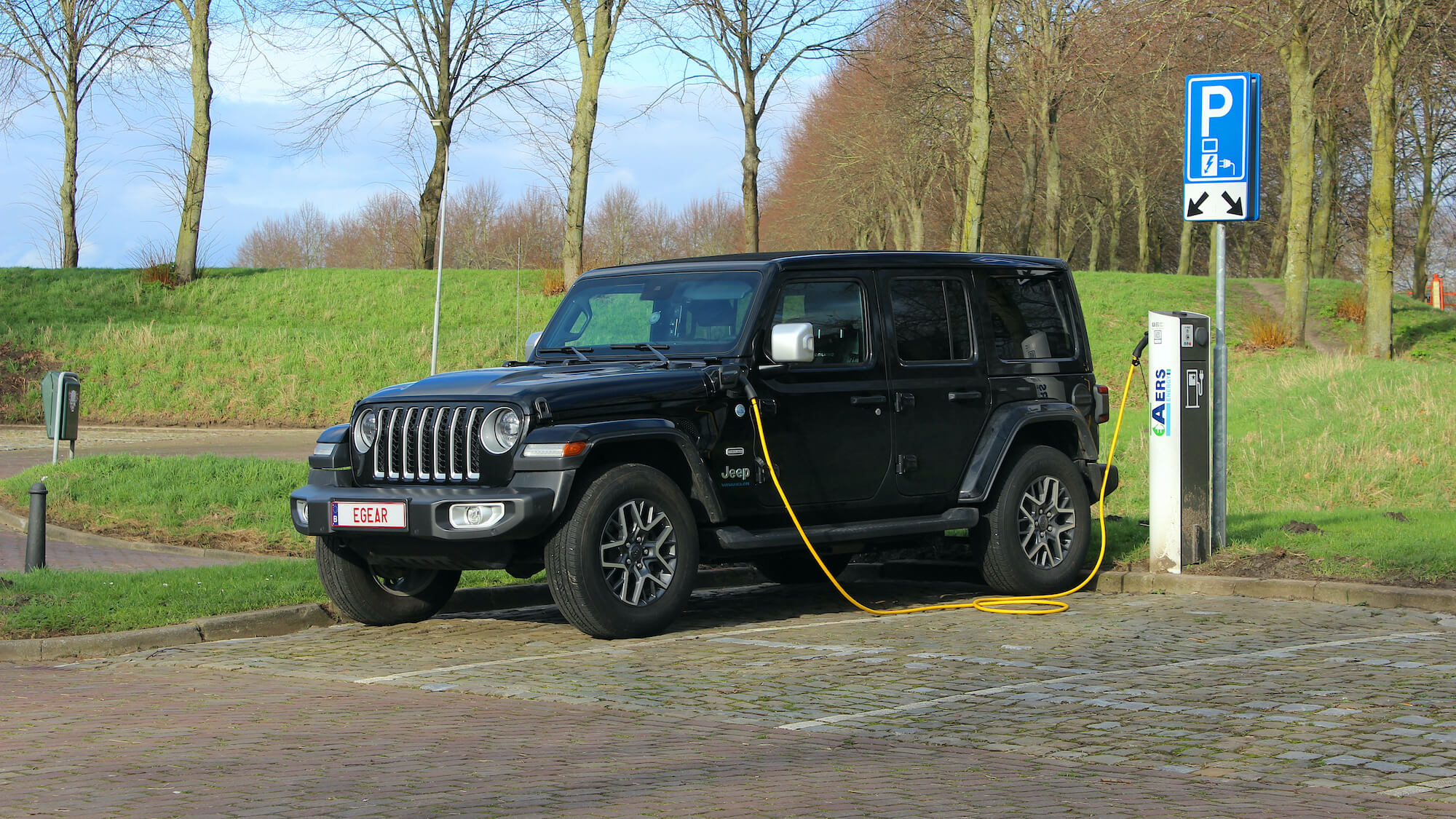 Jeep Wrangler plug-in hybrid EGEAR