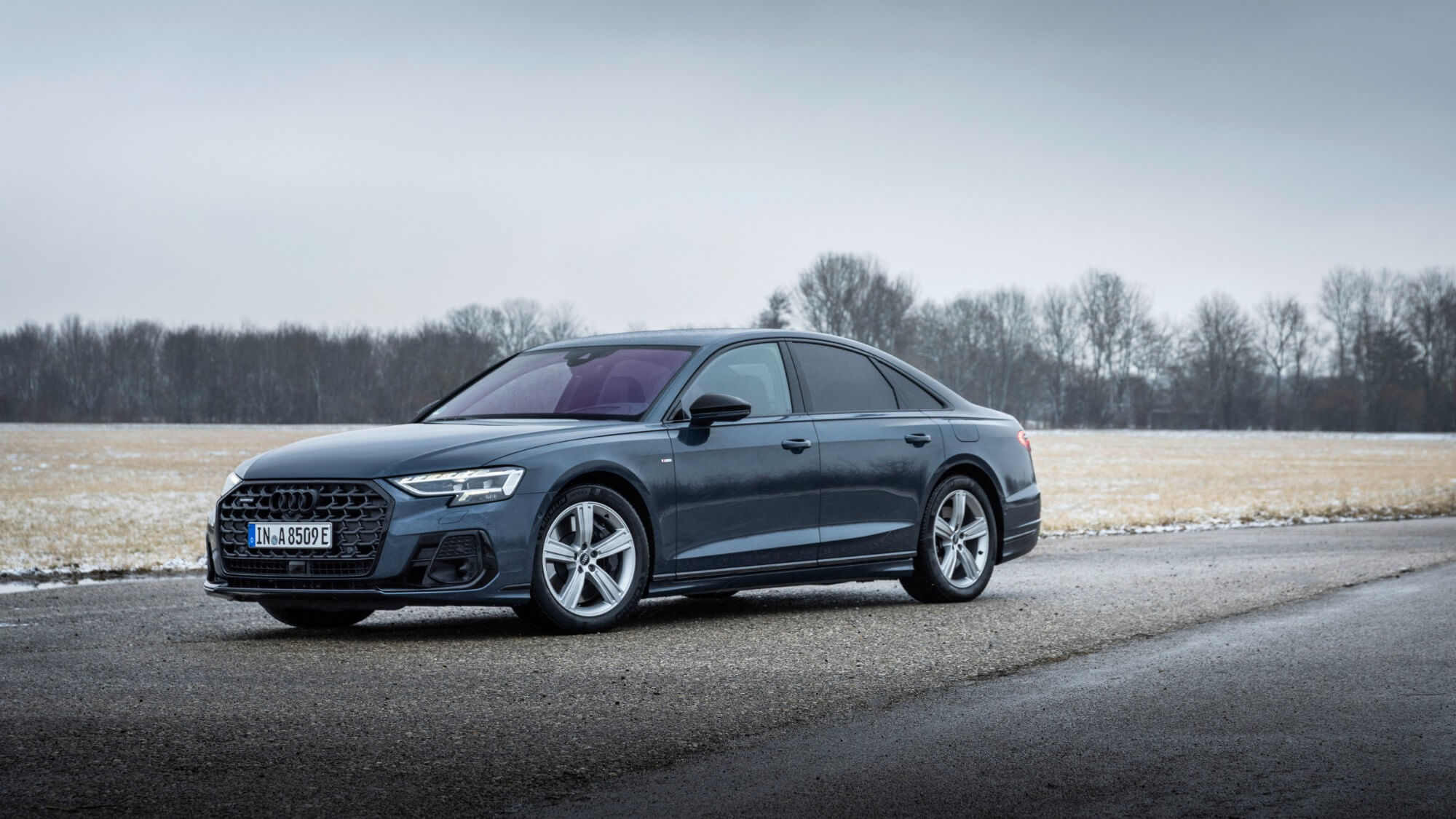 audi a8 phev 2