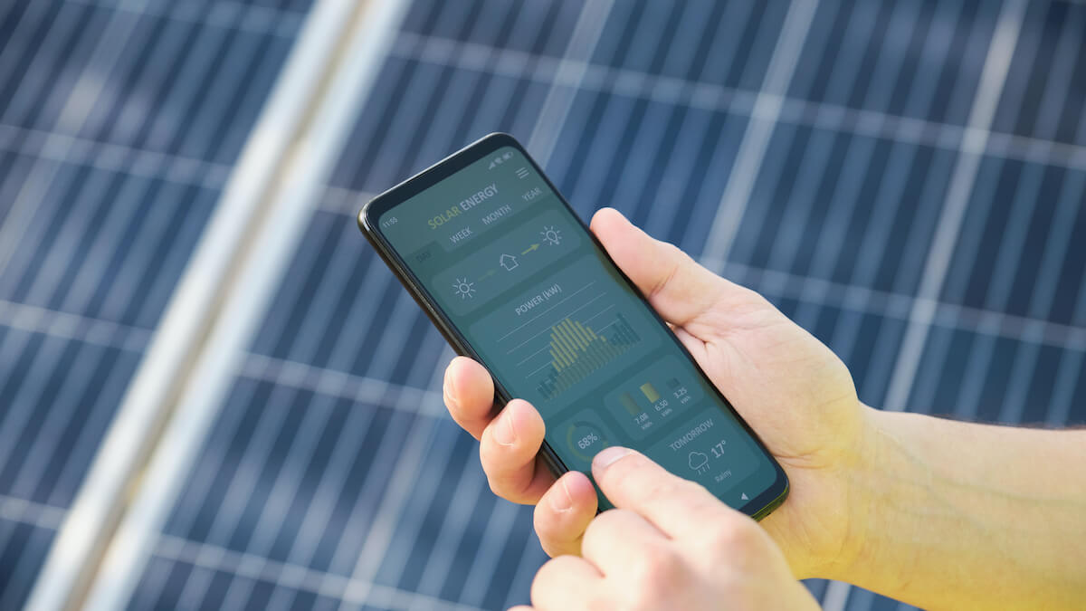 zonnepanelen omvormer smartphone app