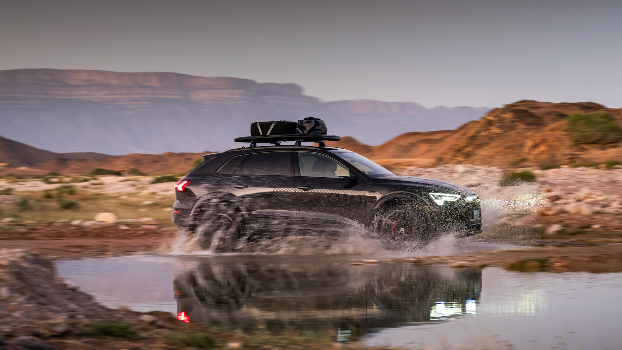 Audi Q8 e-tron Dakar 7