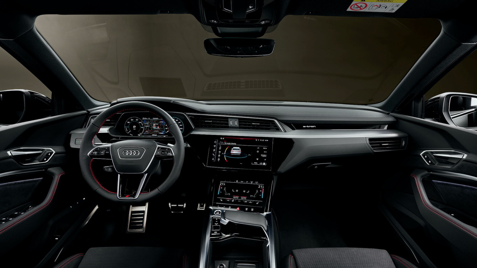 Audi Q8 e-tron Dakar interior