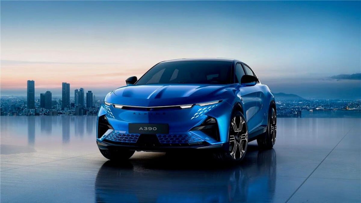 Alpine A390
