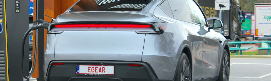 nieuwe Tesla Model Y achterkant